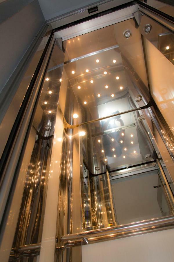 Astron 3*
